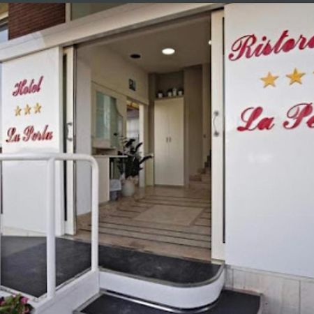 Hotel La Perla كوبرا ماريتيما المظهر الخارجي الصورة