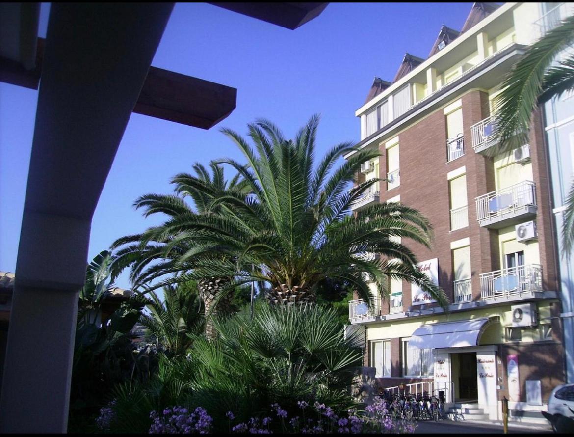 Hotel La Perla كوبرا ماريتيما المظهر الخارجي الصورة