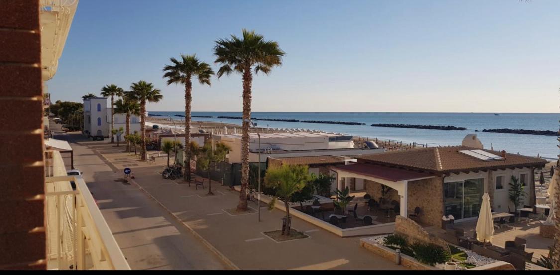 Hotel La Perla كوبرا ماريتيما المظهر الخارجي الصورة
