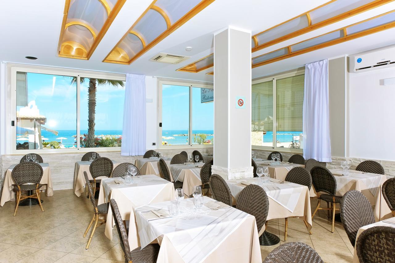 Hotel La Perla كوبرا ماريتيما المظهر الخارجي الصورة