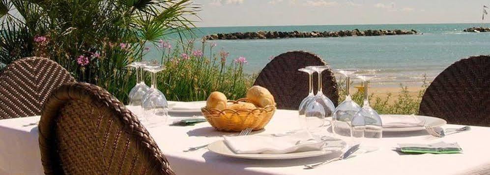 Hotel La Perla كوبرا ماريتيما المظهر الخارجي الصورة